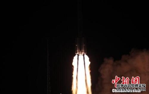 中国成功发射通信技术试验卫星三号